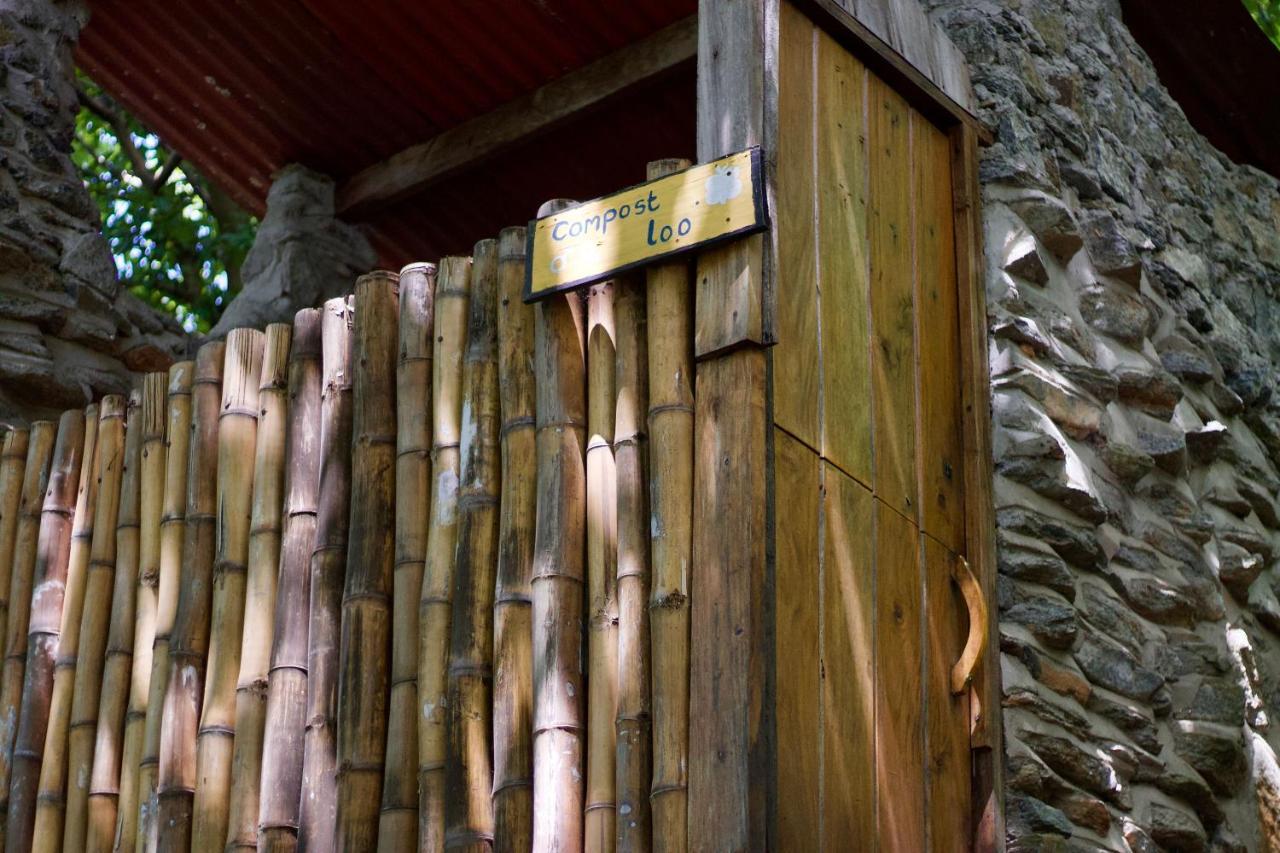 Butterfly Space- A Non-Profit Eco-Lodge Nkhata Bay Luaran gambar