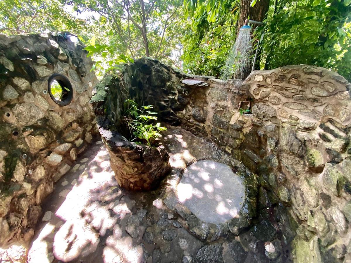 Butterfly Space- A Non-Profit Eco-Lodge Nkhata Bay Luaran gambar