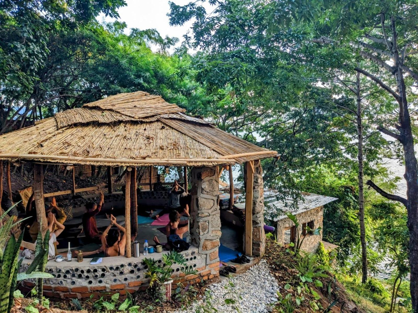 Butterfly Space- A Non-Profit Eco-Lodge Nkhata Bay Luaran gambar