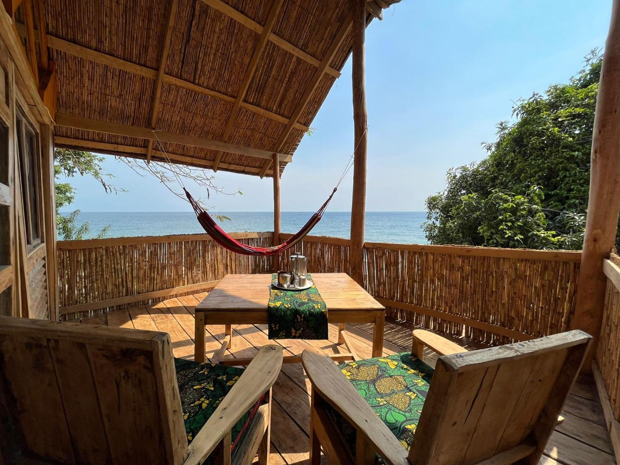 Butterfly Space- A Non-Profit Eco-Lodge Nkhata Bay Luaran gambar