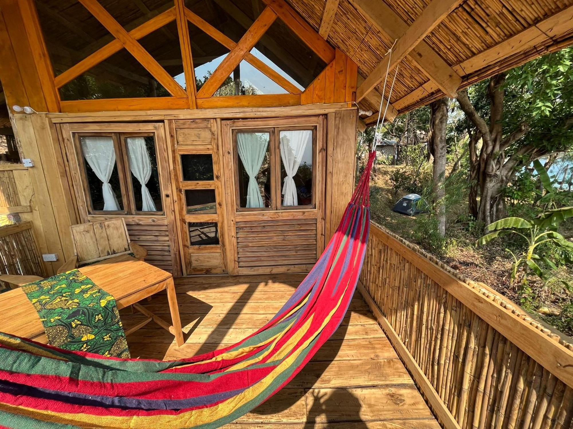 Butterfly Space- A Non-Profit Eco-Lodge Nkhata Bay Luaran gambar