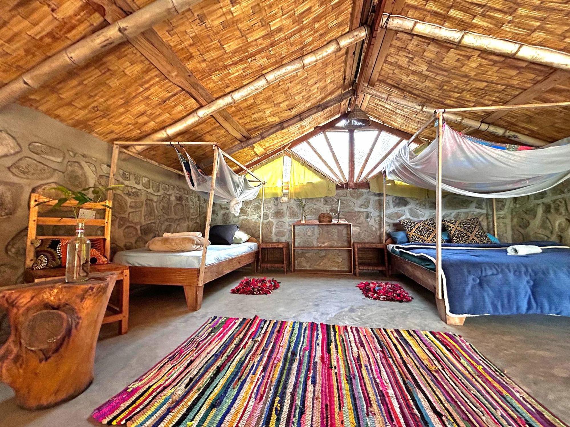 Butterfly Space- A Non-Profit Eco-Lodge Nkhata Bay Luaran gambar