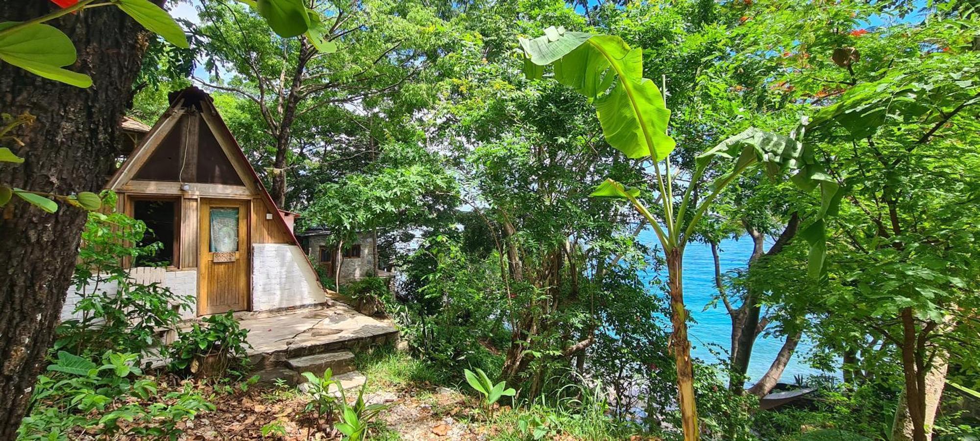 Butterfly Space- A Non-Profit Eco-Lodge Nkhata Bay Luaran gambar
